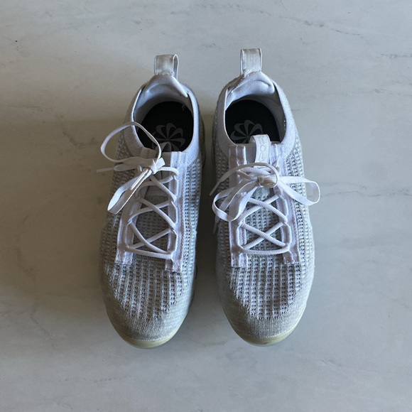 Nike vapormax womens - Picture 2 of 4